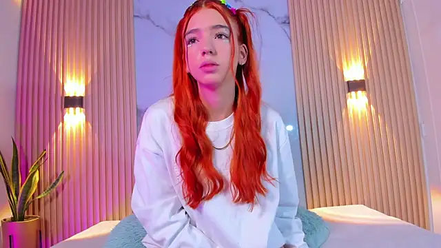 Alana 333 online show from October 5, 2:15 pm