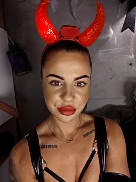 BabyFaceMia online show from October 28, 4:09 pm