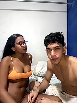 Andres-Andrea1922 online show from September 19, 8:38 am