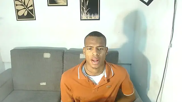 criss zuri online show from September 15, 11:32 am