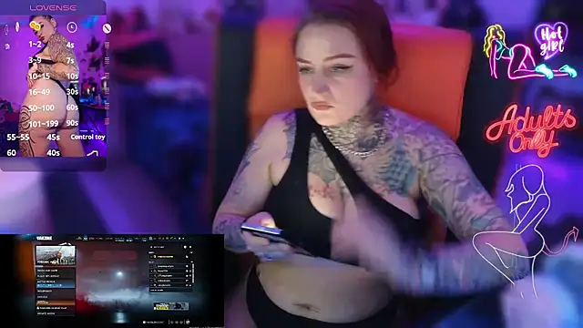 Snapshot of blazed_vixen chatting on June 26, 10:58 pm blazed vixen online show from June 26, 10:58 pm
