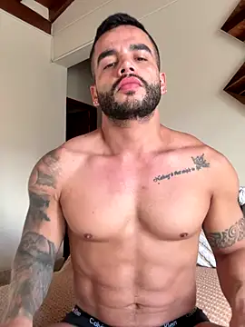 Snapshot of Bruno_De_Lucaa_ chatting on September 10, 4:40 pm Bruno De Lucaa online show from September 10, 4:40 pm