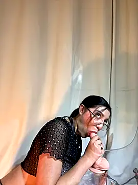 kaylii purple online show from September 11, 5:18 am