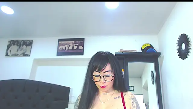 Vicky hotmilf online show from September 19, 11:11 am