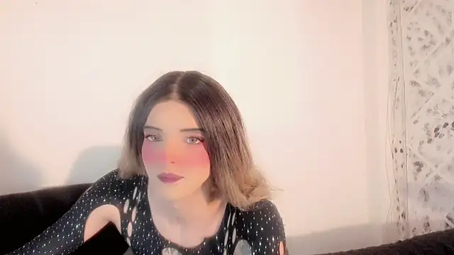 Snapshot of MIA_HOT23CM_S7S chatting on October 17, 11:13 am MIA HOT23CM S7S online show from October 17, 11:13 am