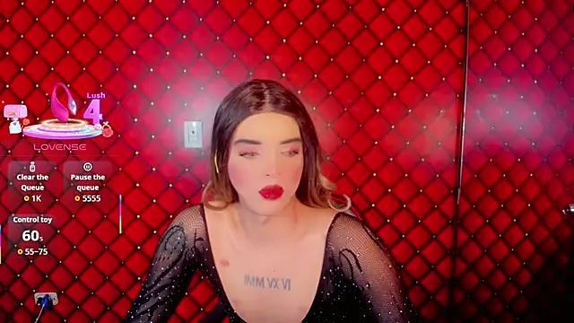 Snapshot of MIA_HOT23CM_S7S chatting on November 7, 2:55 am MIA HOT23CM S7S online show from November 7, 2:55 am