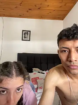 Snapshot of coupledesire18 chatting on October 12, 5:12 pm coupledesire18 online show from October 12, 5:12 pm