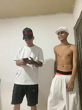 spicyboysvenezuelan online show from September 29, 5:56 am