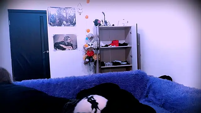 Snapshot of SparkyFerret chatting on October 2, 4:58 pm SparkyFerret online show from October 2, 4:58 pm