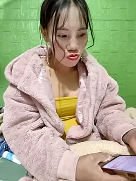 Snapshot of Tin_tanny chatting on November 28, 1:36 pm Tin tanny online show from November 28, 1:36 pm