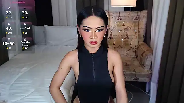 Snapshot of MariaLucyJasminx chatting on March 17, 2:05 am MariaLucyJasminx online show from March 17, 2:05 am