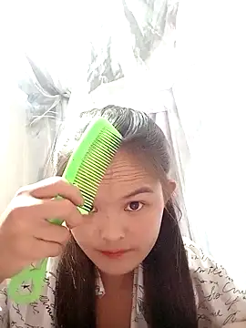 xinhxinhcute online show from October 3, 9:39 am