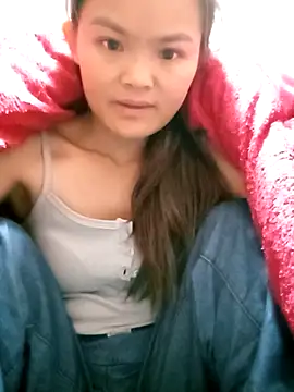 xinhxinhcute online show from November 3, 11:37 pm