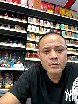 dajiba4718 online show from October 19, 1:56 pm