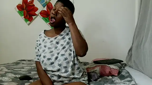 CrunchyxxSexy online show from September 22, 7:05 pm