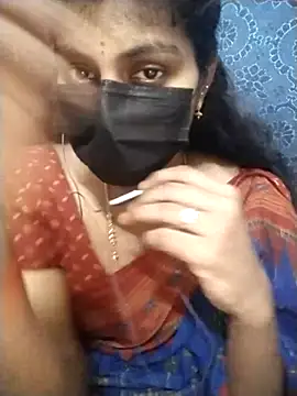 Snapshot of Nithiila chatting on October 29, 8:05 am Nithiila online show from October 29, 8:05 am