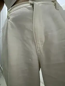 ruyi-13 online show from October 29, 1:02 pm