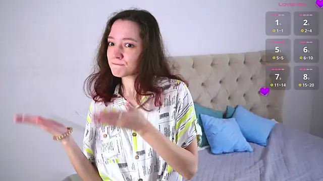 Snapshot of RolandaFolkes chatting on October 2, 4:30 am RolandaFolkes online show from October 2, 4:30 am