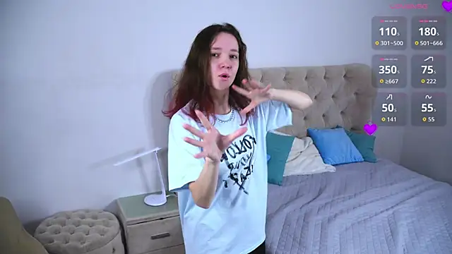 Snapshot of RolandaFolkes chatting on October 4, 4:32 am RolandaFolkes online show from October 4, 4:32 am