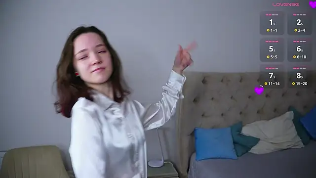 Snapshot of RolandaFolkes chatting on October 19, 4:35 am RolandaFolkes online show from October 19, 4:35 am