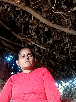 Snapshot of Hot_rachnasexy chatting on December 1, 9:25 am Hot rachnasexy online show from December 1, 9:25 am