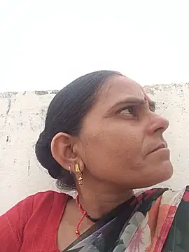 Snapshot of Hot_rachnasexy chatting on August 5, 10:07 am Hot rachnasexy online show from August 5, 10:07 am