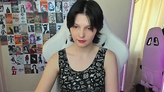 Snapshot of AudreyyKim chatting on September 19, 8:38 am AudreyyKim online show from September 19, 8:38 am