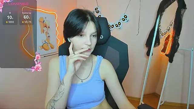 Snapshot of AudreyyKim chatting on November 4, 8:13 am AudreyyKim online show from November 4, 8:13 am