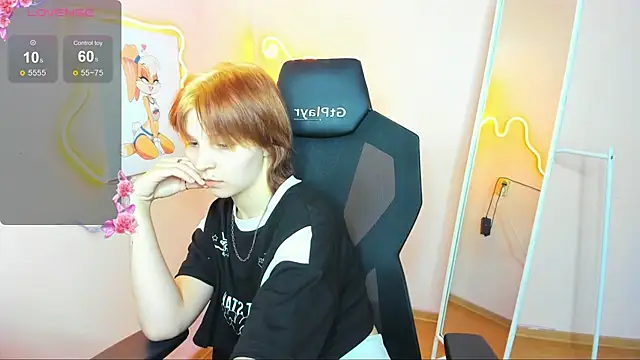 Snapshot of AudreyyKim chatting on November 25, 8:03 am AudreyyKim online show from November 25, 8:03 am