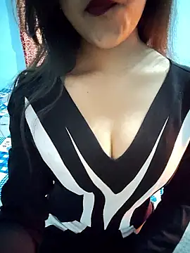 Snapshot of queen_visakha chatting on January 14, 9:15 am queen visakha online show from January 14, 9:15 am