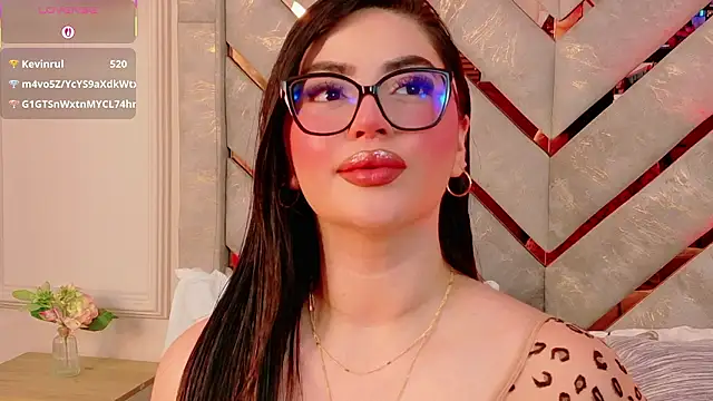 Catalina-Malave online show from March 18, 6:05 am