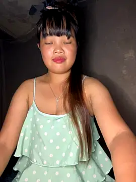 Snapshot of delwyn- chatting on October 16, 3:57 pm delwyn- online show from October 16, 3:57 pm