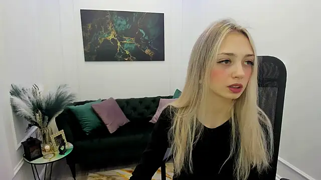 EmilyGraydis online show from February 24, 7:45 pm