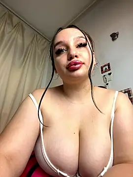 curvybombb online show from September 26, 12:42 pm