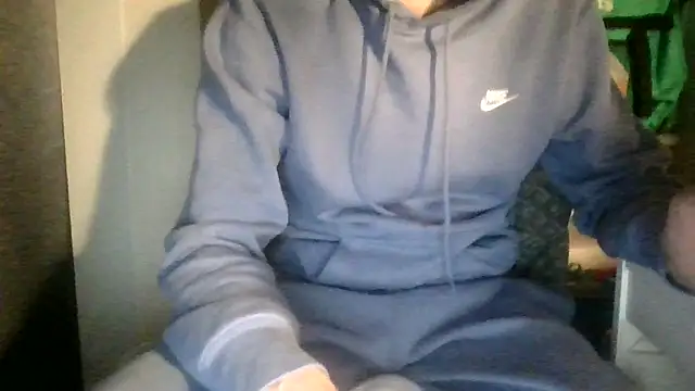 juju78jujuu online show from March 12, 5:35 am