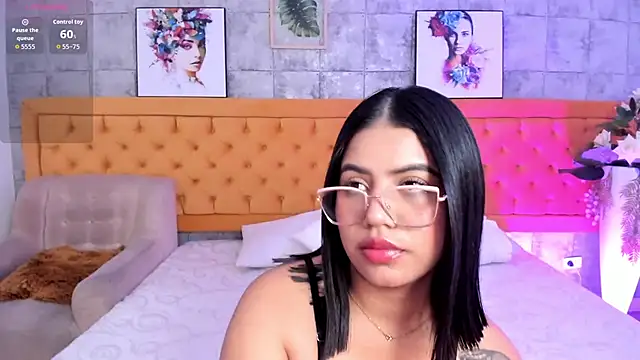 LiilithNova online show from March 15, 4:29 am