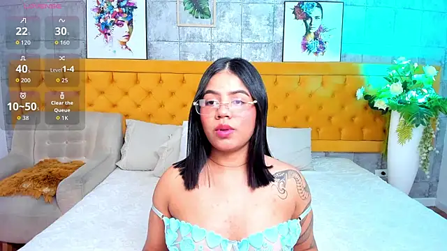 LiilithNova online show from April 22, 4:37 am