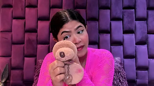 MilaRiva online show from June 7, 11:25 am