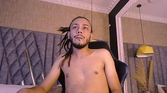 Snapshot of Boss_Domiinator chatting on September 23, 3:09 am Boss Domiinator online show from September 23, 3:09 am