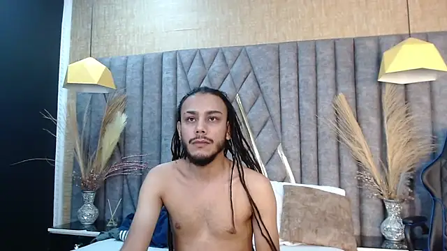 Snapshot of Boss_Domiinator chatting on September 29, 3:11 am Boss Domiinator online show from September 29, 3:11 am