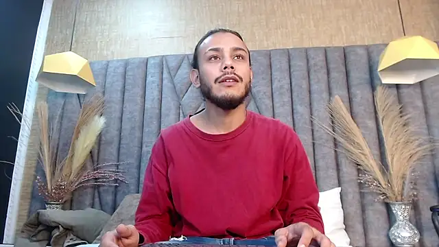 Snapshot of Boss_Domiinator chatting on October 2, 3:24 am Boss Domiinator online show from October 2, 3:24 am