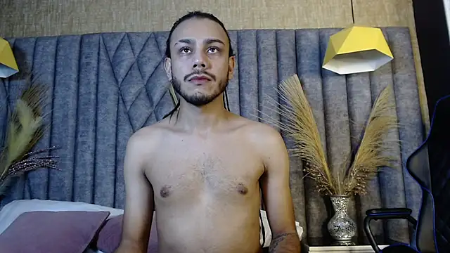 Snapshot of Boss_Domiinator chatting on October 9, 3:15 am Boss Domiinator online show from October 9, 3:15 am