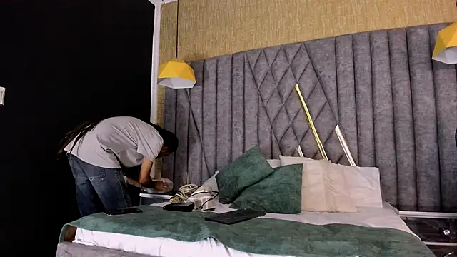 Snapshot of Boss_Domiinator chatting on November 3, 4:03 am Boss Domiinator online show from November 3, 4:03 am