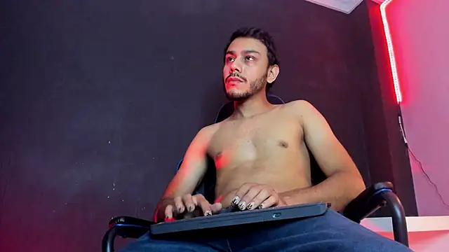 Boss Domiinator online show from March 20, 12:32 pm