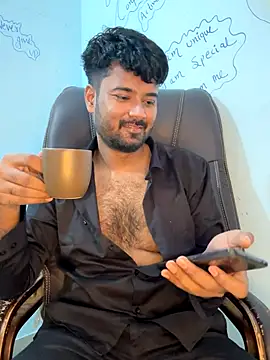 MeekBatgirl online show from October 5, 7:28 am