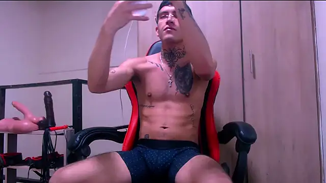 dilan abraham12 online show from March 13, 4:41 am