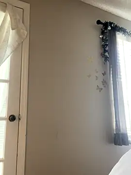 Prettygirl6070 online show from October 13, 4:29 pm