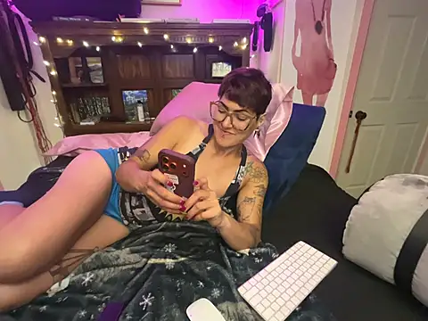 kinkycanner online show from March 26, 6:08 am