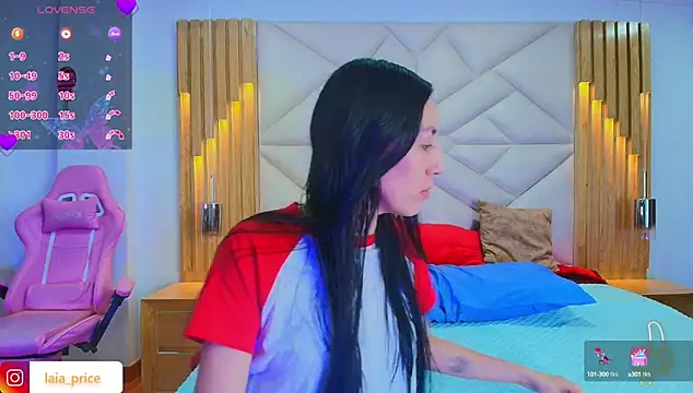 Snapshot of Laia_and_Damian chatting on October 6, 7:33 pm Laia and Damian online show from October 6, 7:33 pm