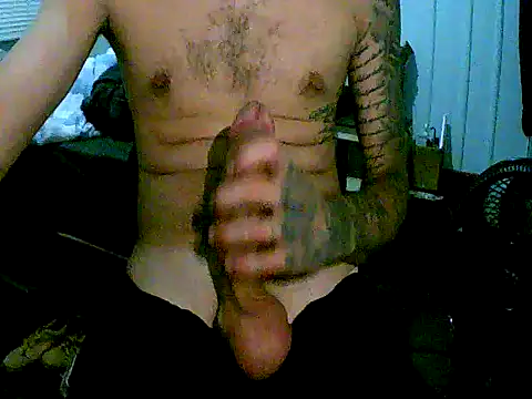 Snapshot of Original_Luiz chatting on January 16, 3:43 am Original Luiz online show from January 16, 3:43 am